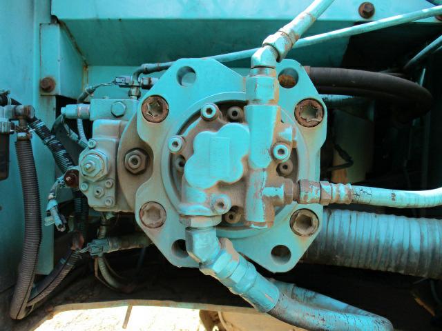 Máy xúc Kobelco Sk200-6